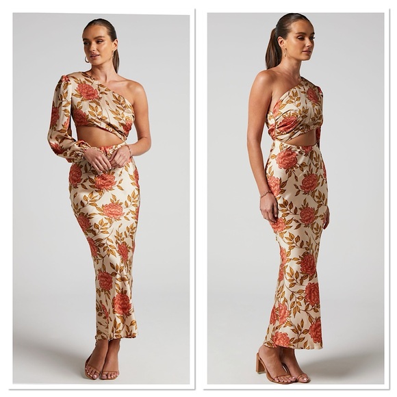 Showpo. Dresses & Skirts - REVERSE x SHOWPO. Abigail Floral print Cut out One Shoulder Maxi Dress XS NWT